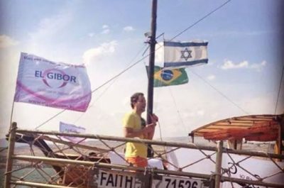 Caravana Israel Diante do Trono 2014 – Pr. André Valadão pregando no Mar da Galiléia