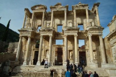 Grupo Êxodo 2013 nas ruinas da cidade de Éfeso – Turquia – Roteiro das 7 Igrejas da Ásia