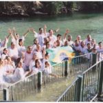 Batismo em Yardenit, no Rio Jordão – Caravana de Intercessão 2013