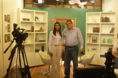 Fernando Costa, Diretor da El Gibor e Ana, produtora do programa Gideões, nos estúdios da rede Super de Televisão.