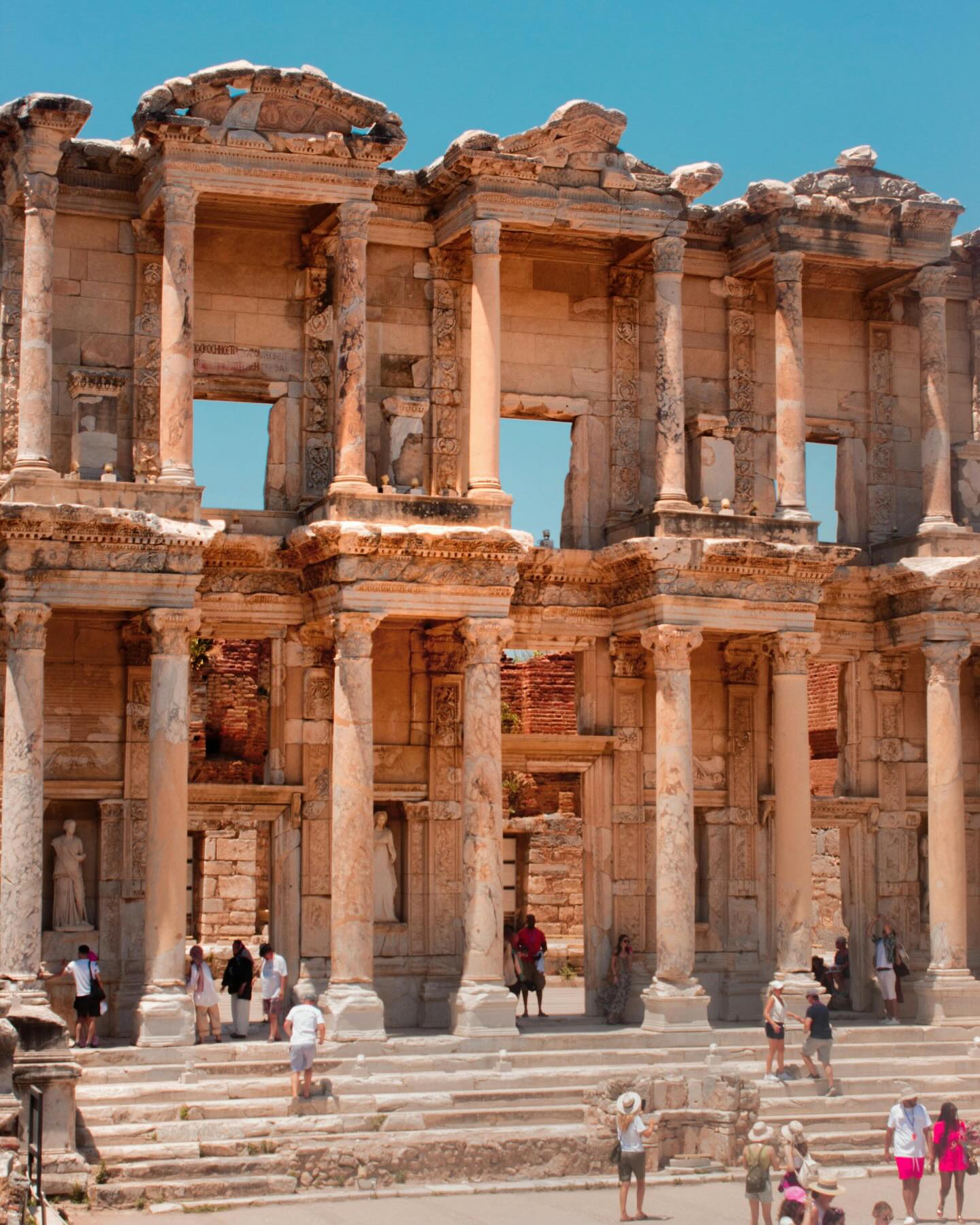 elgiborturismo_16_04_2025_3597785700516784725_16237109440